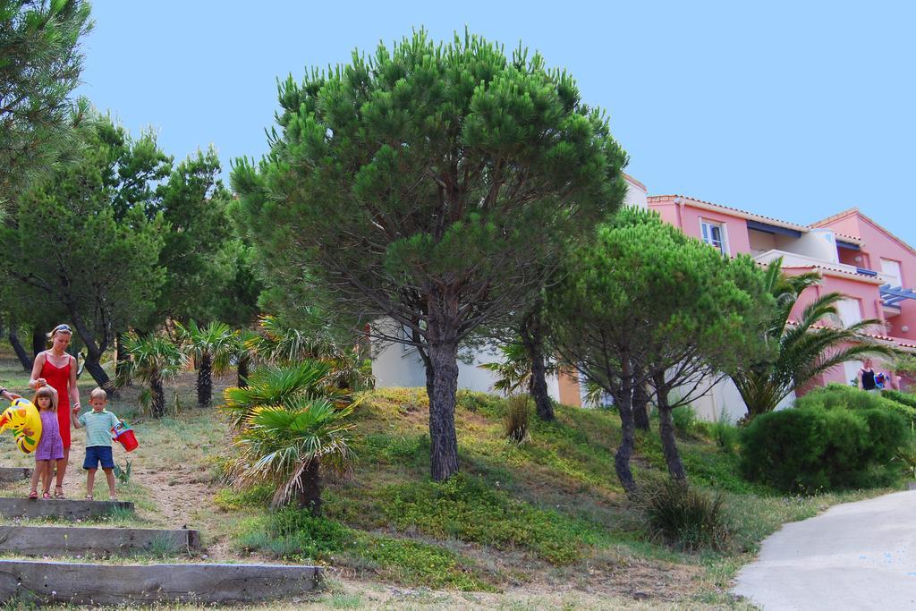 Lagrange Grand Bleu Vacances - Residence Le Village Des Aloes Cerbere Exterior photo